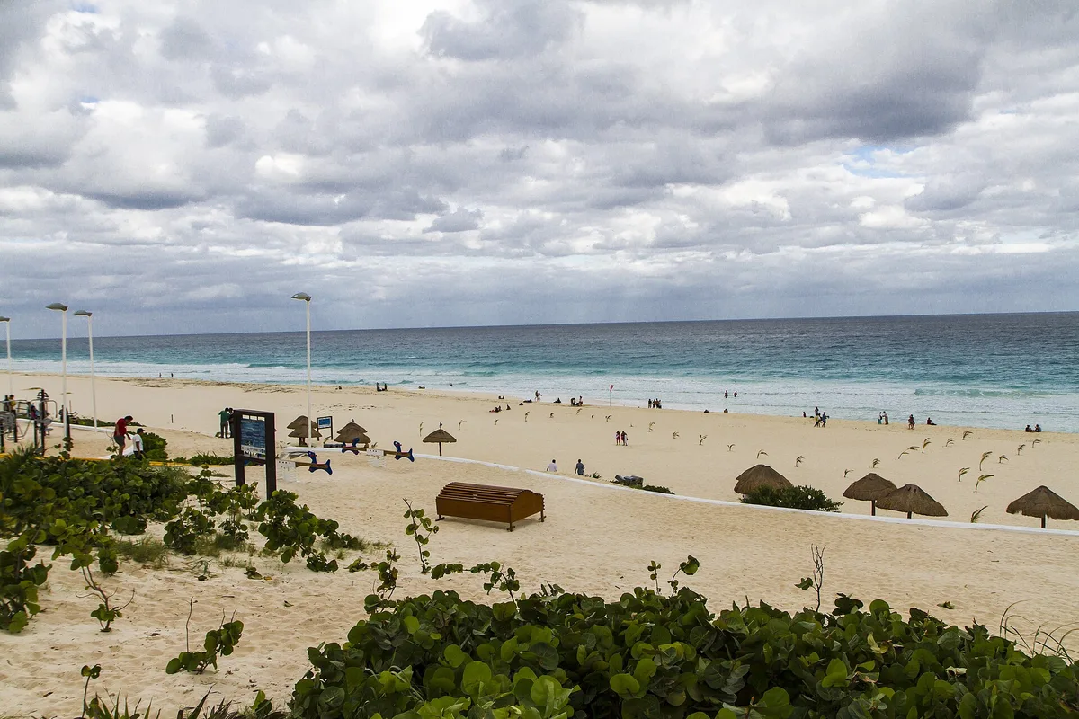 Delfines Beach, Cancún, Yucatan Caribbean, Mexico — 2