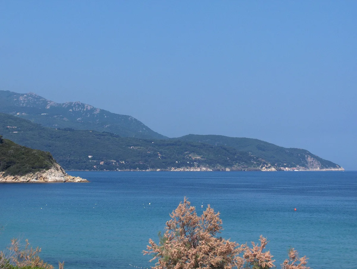 Procchio Beach, Marciana, Tuscany, Italy — 4