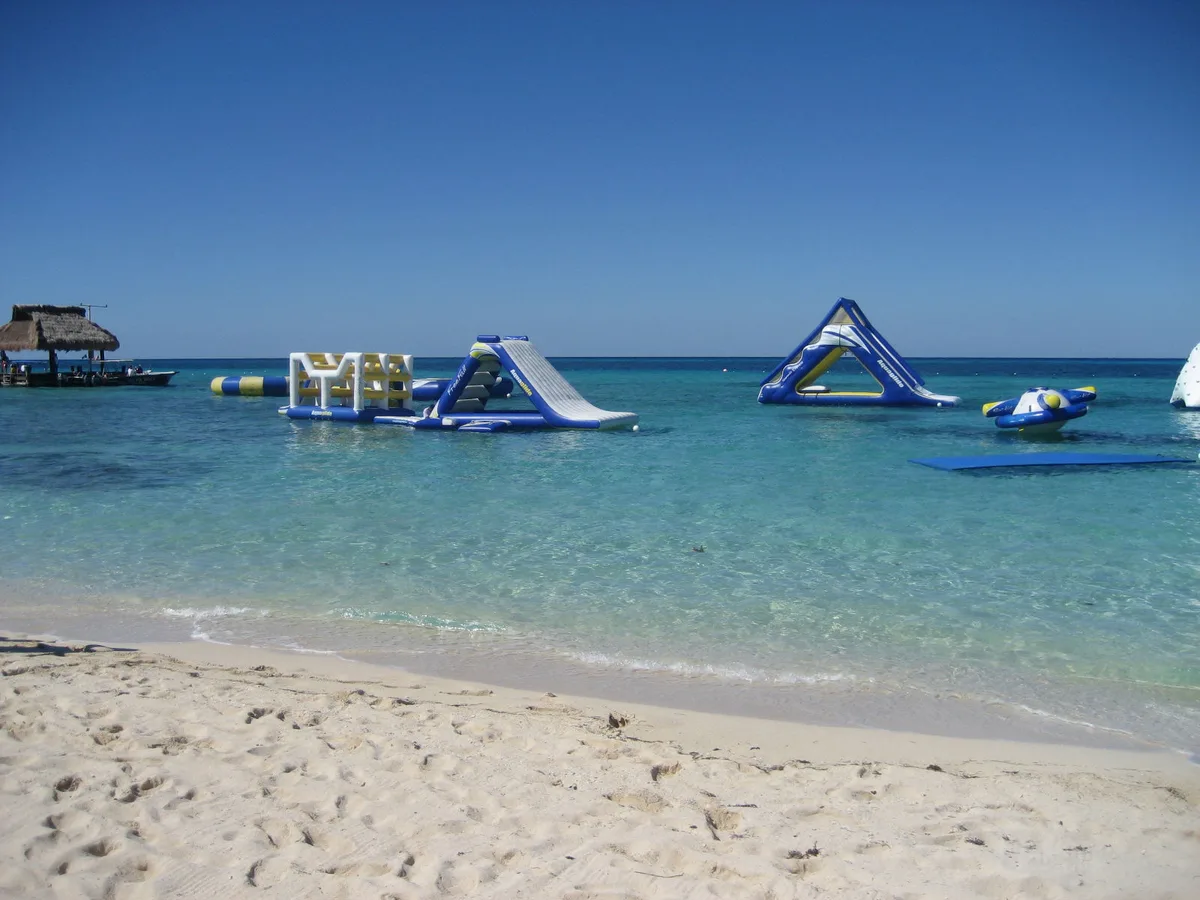 Παράδεισος Beach, Cyclades, Greece — 3