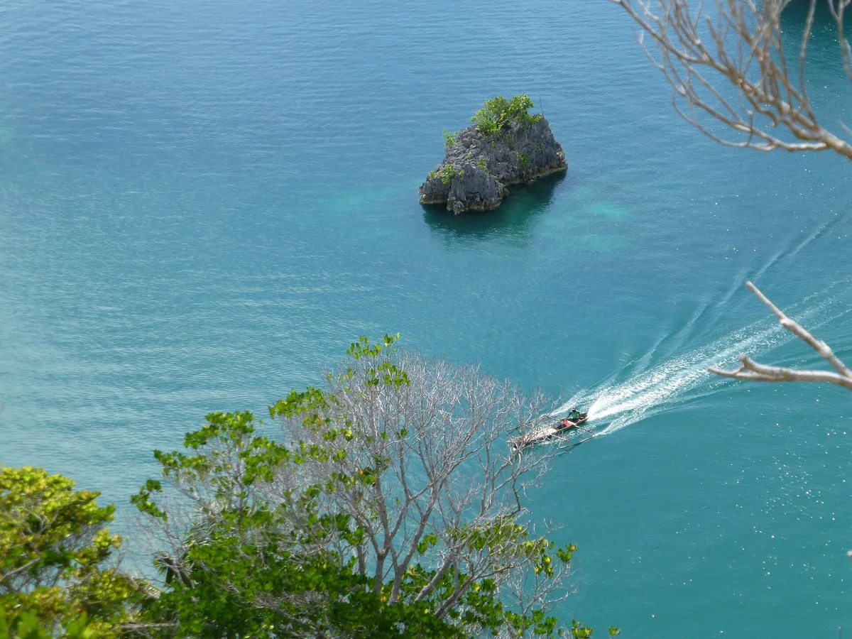 Pianemo Beach, Waigeo Barat Kepulauan, West Papua, Indonesia — 5