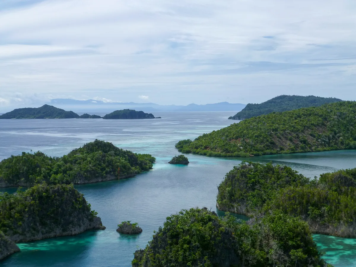 Pianemo Beach, Waigeo Barat Kepulauan, West Papua, Indonesia — 4