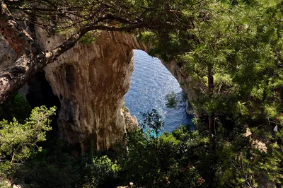 Grotta Bianca e Grotta Meravigliosa Beach, Anacapri, Campania, Italy — 6