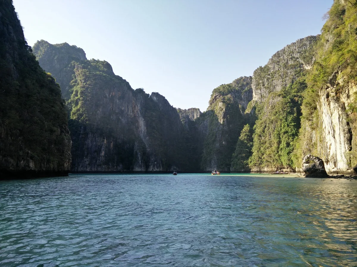 Laem Hin Beach, Ko Phi Phi, Andaman Sea, Thailand — 5