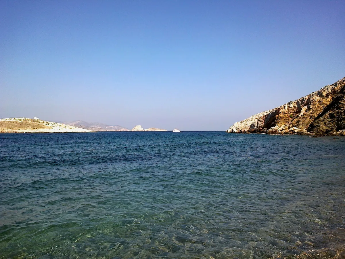 Playa de Livadi, Folegandros, Cyclades, Grecia — 3