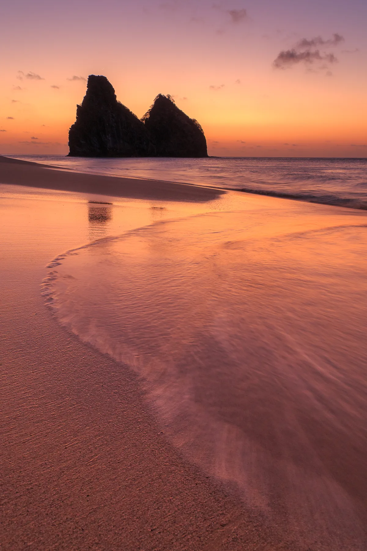 Cacimba do Padre Beach, Fernando de Noronha, Brazilian Islands, Brazil — 4
