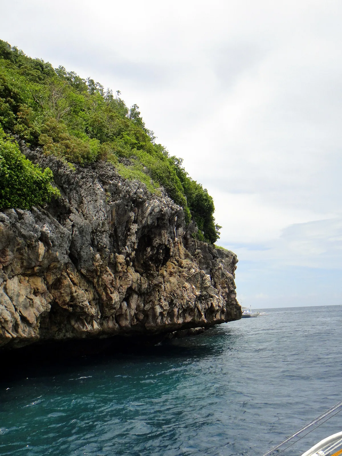 Gato Island Beach, Daanbantayan, Central Visayas, Filipinas — 4