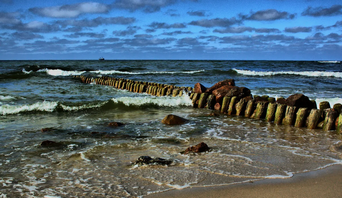 Pionersky-Strand, Baltic Sea, Russia — 3