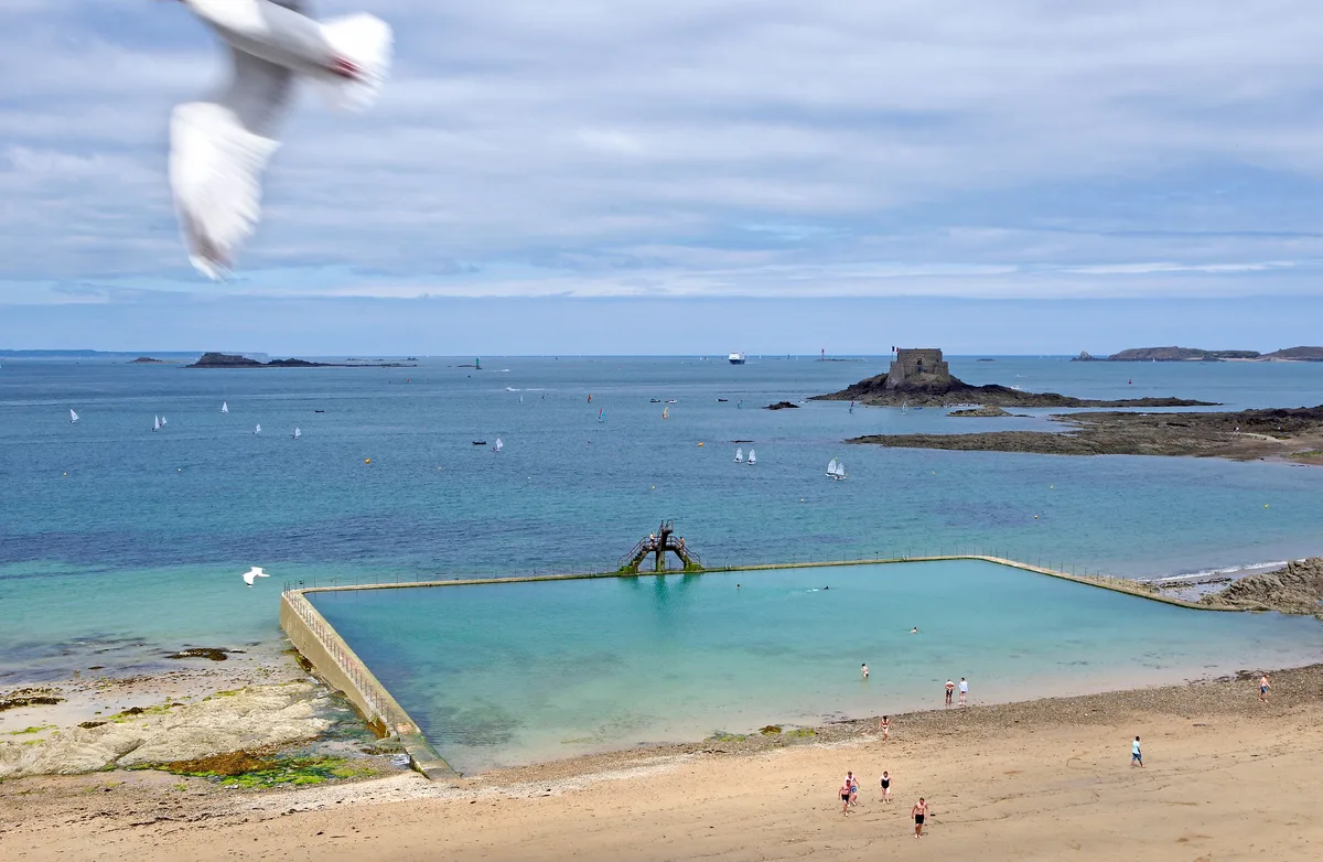 Bon Secours Beach, Saint-Malo, Brittany, France