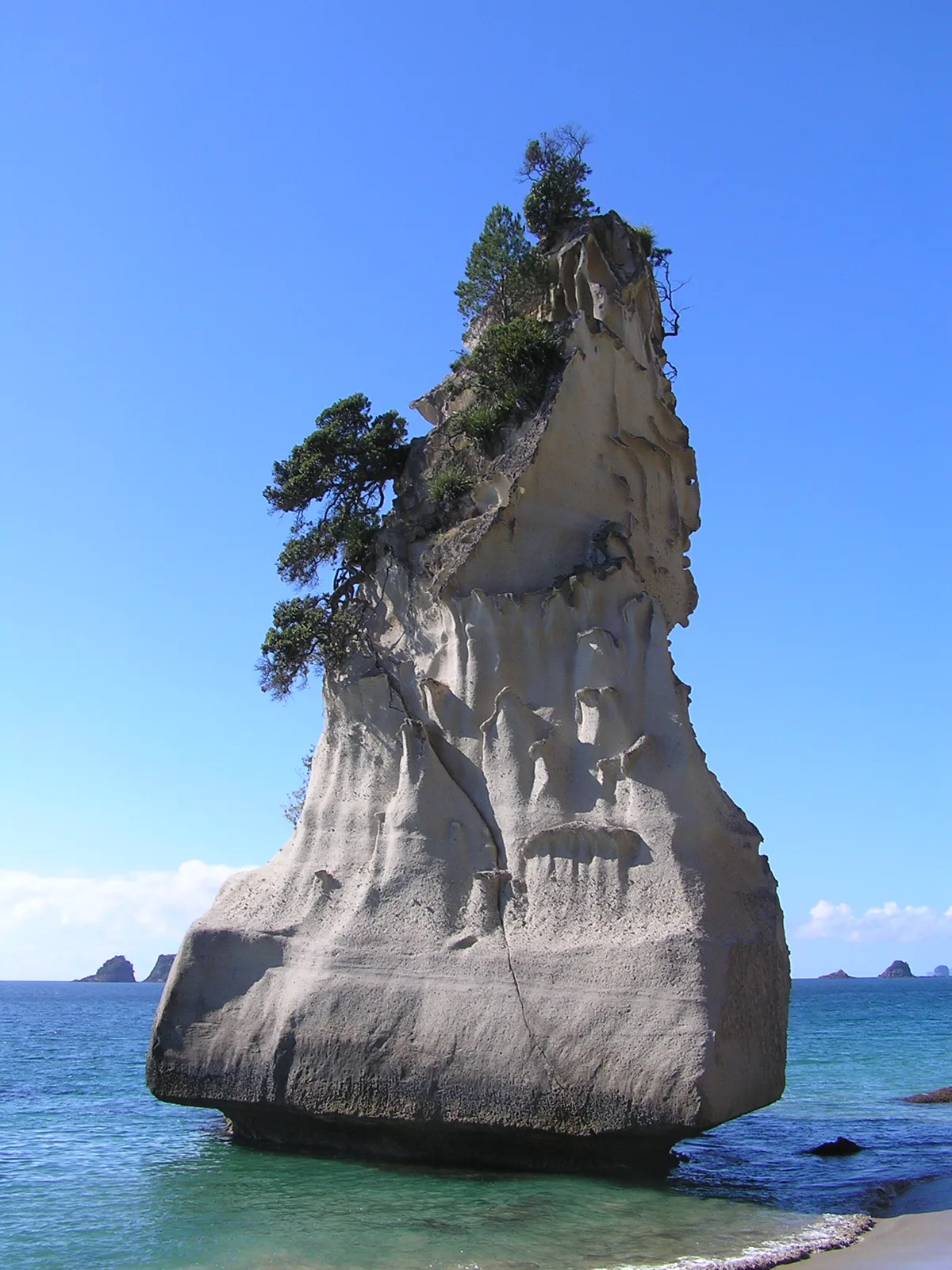 Spiaggia di Te Whanganui-A-Hei (Cathedral Cove), Hahei, Waikato, Nuova Zelanda — 2