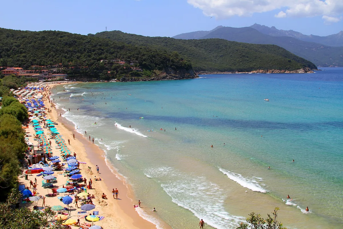 Forno Beach, Portoferraio, Tuscany, Italië — 4