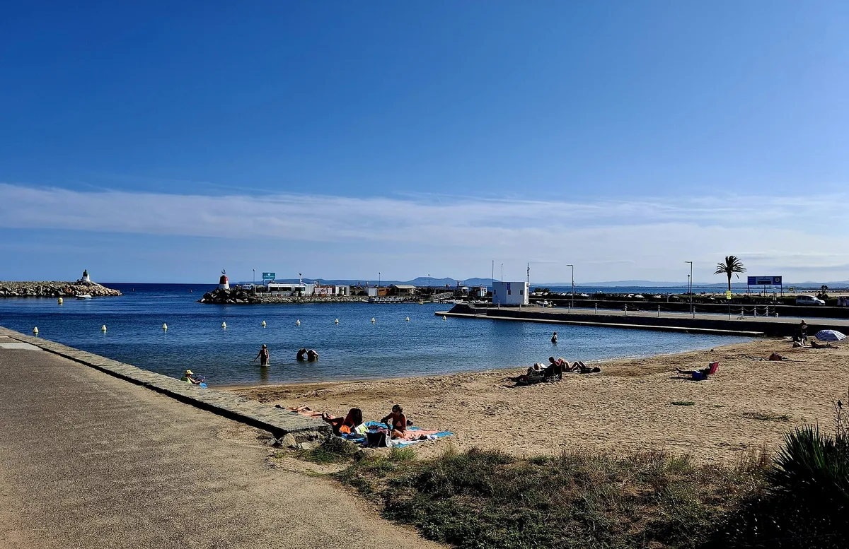Empuriabrava-Strand, Castelló d'Empúries, Catalonia, Spanien — 2