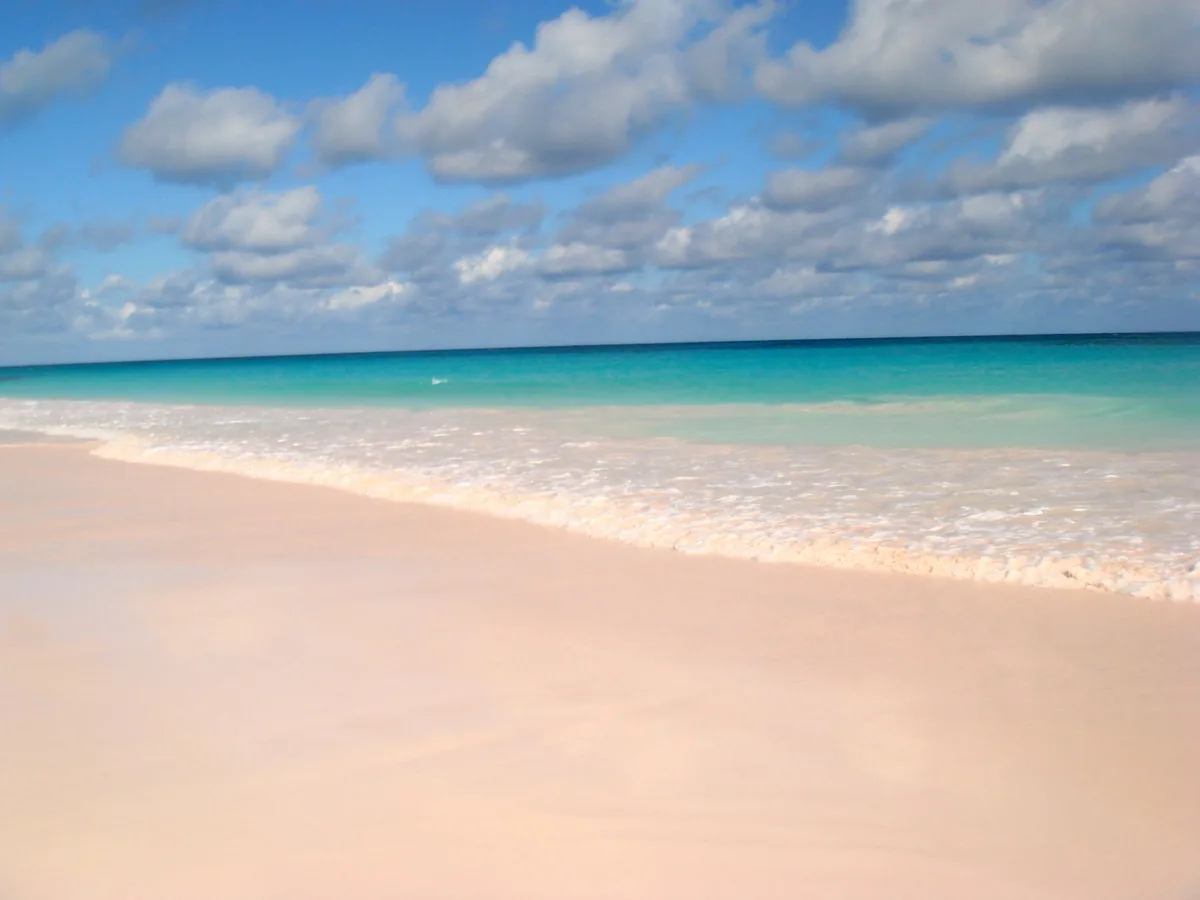 Pink Sand Beach, Dunmore Town, Lucayan Archipelago, Bahamas — 3