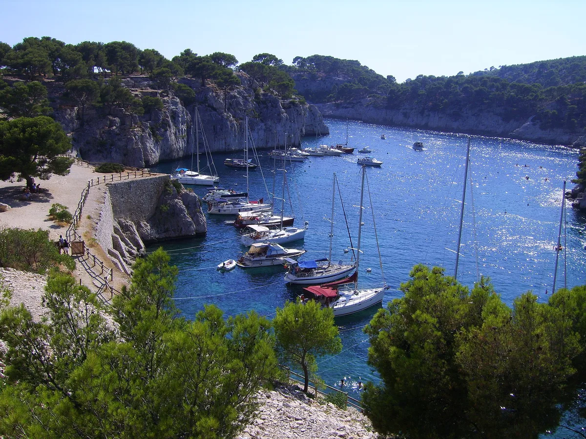 Plage Bleue Beach, Cassis, Provence-Alpes-Côte d'Azur, France — 3