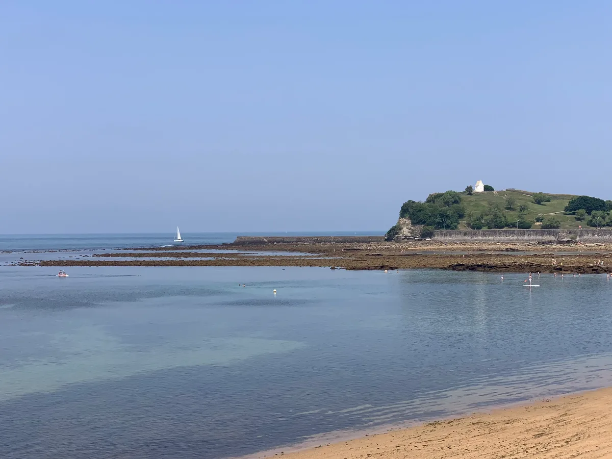 Grande Plage de Saint-Jean-de-Luz Beach, Saint-Jean-de-Luz, Nouvelle-Aquitaine, France — 4