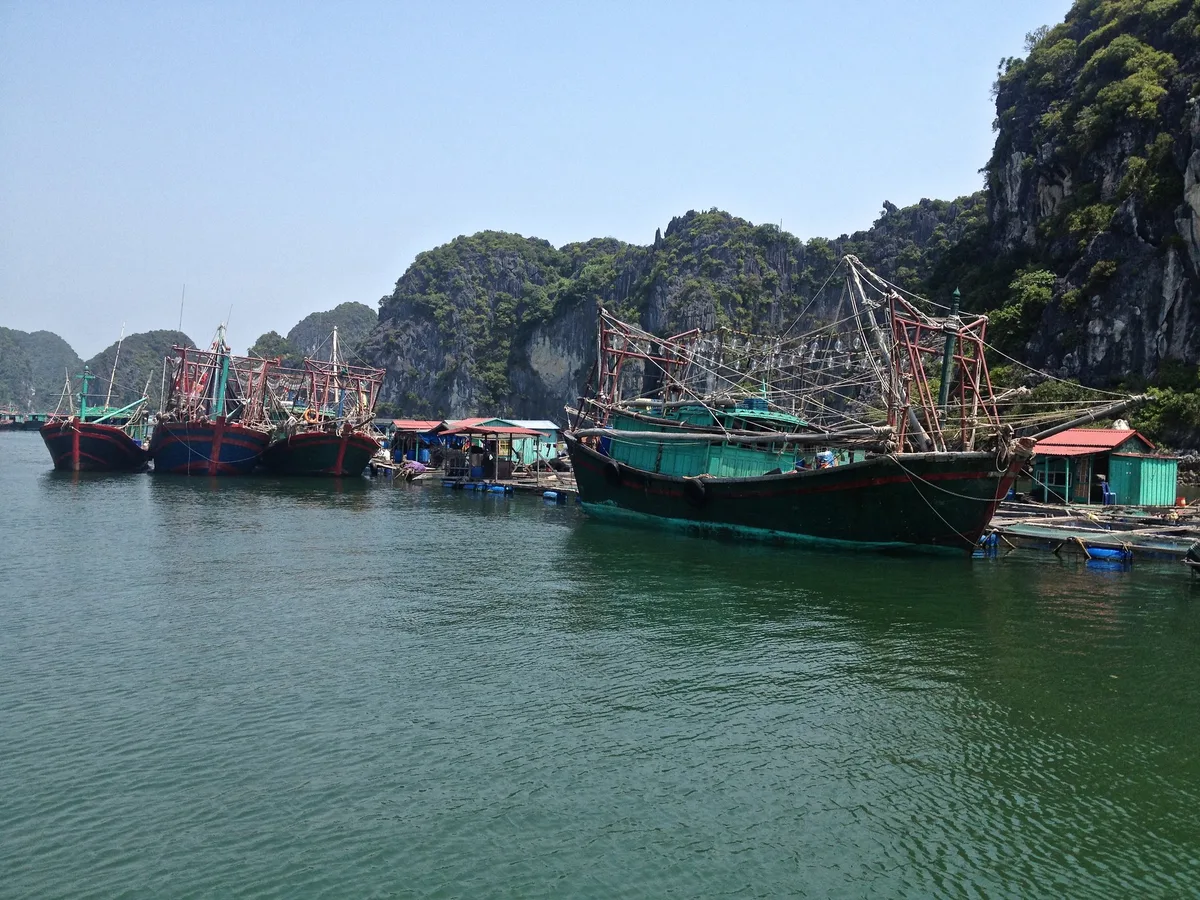 Cái Bèo Beach, Cát Hải, Gulf of Tonkin, Vietnam