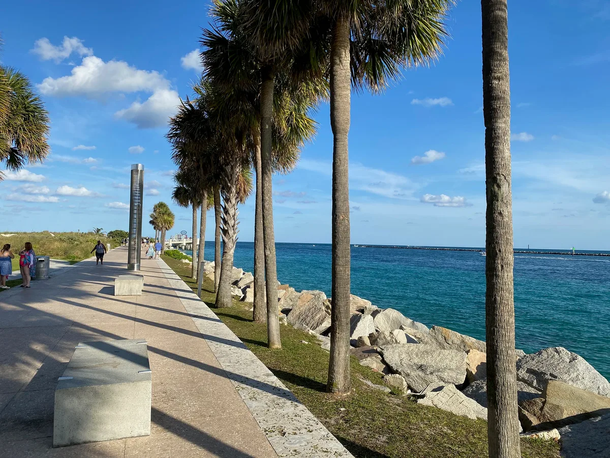South Pointe Park Beach, Miami Beach, Florida, United States — 4