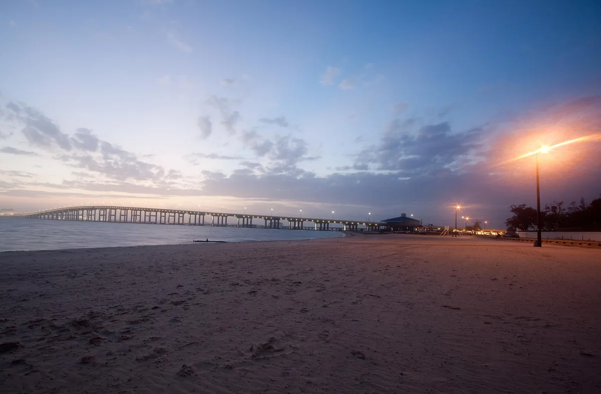 Ocean Springs Beach, Ocean Springs, US Gulf Coast, United States — 6