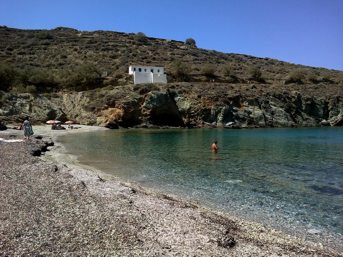 Playa de Agios Georgios, Cyclades, Grecia — 3