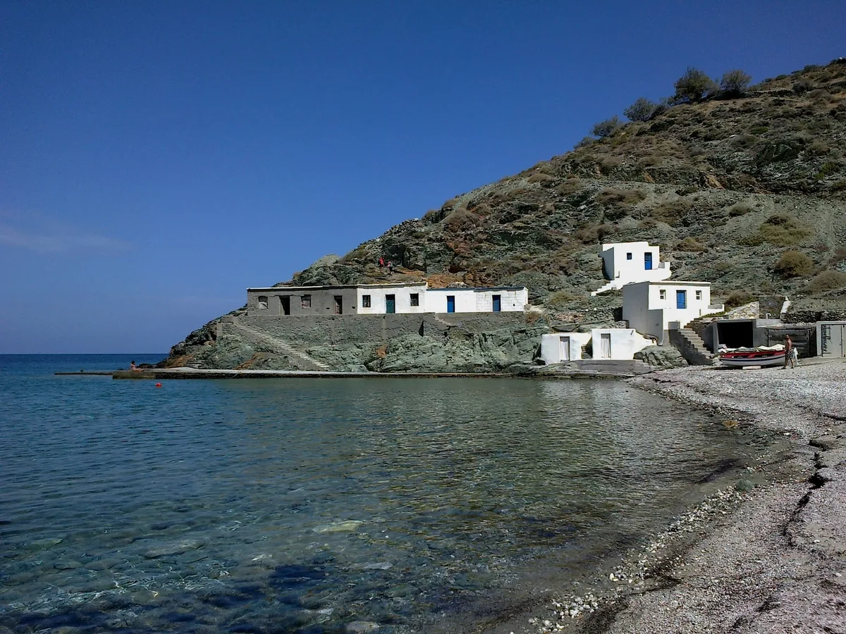 Playa de Agios Georgios, Cyclades, Grecia — 4