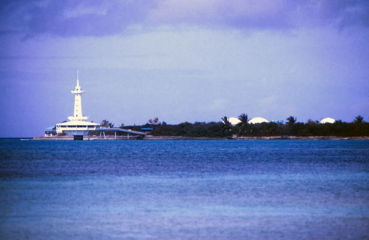 Arawak Cay-strand, Nassau, Lucayan Archipelago, Bahamas — 5