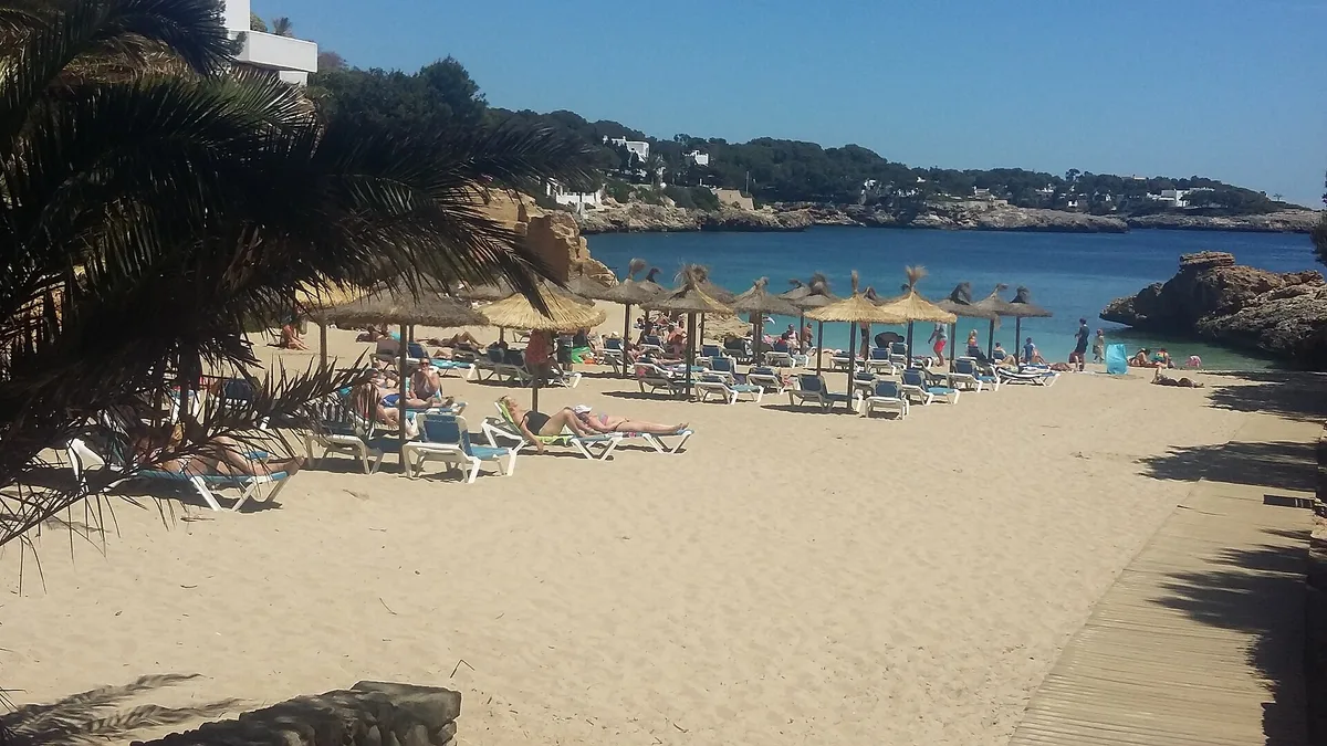 Caló d'es Pou, Santanyí, Balearic Islands, España — 6