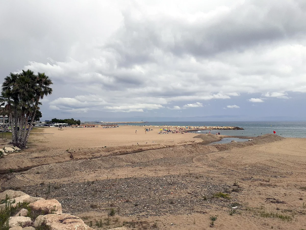 Cambrils-Strand, Cambrils, Catalonia, Spanien — 4