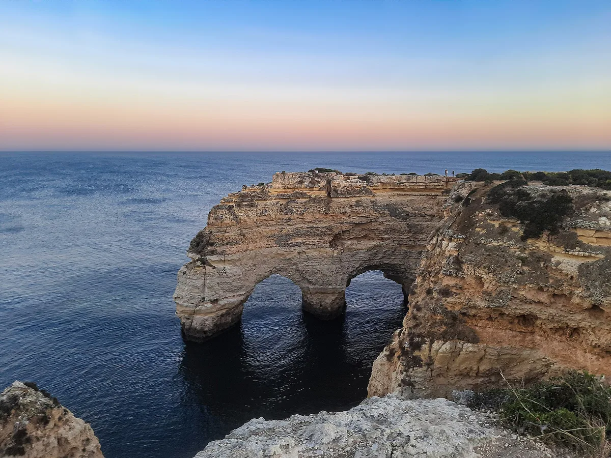 Spiaggia della Marinha, Lagoa, Portuguese Atlantic, Portogallo — 2