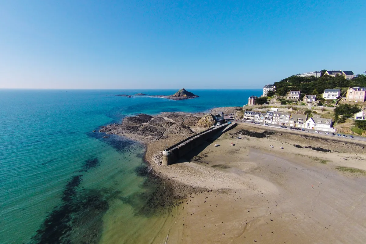 Plage du Val André, Le Val-André, Brittany, Francia — 3