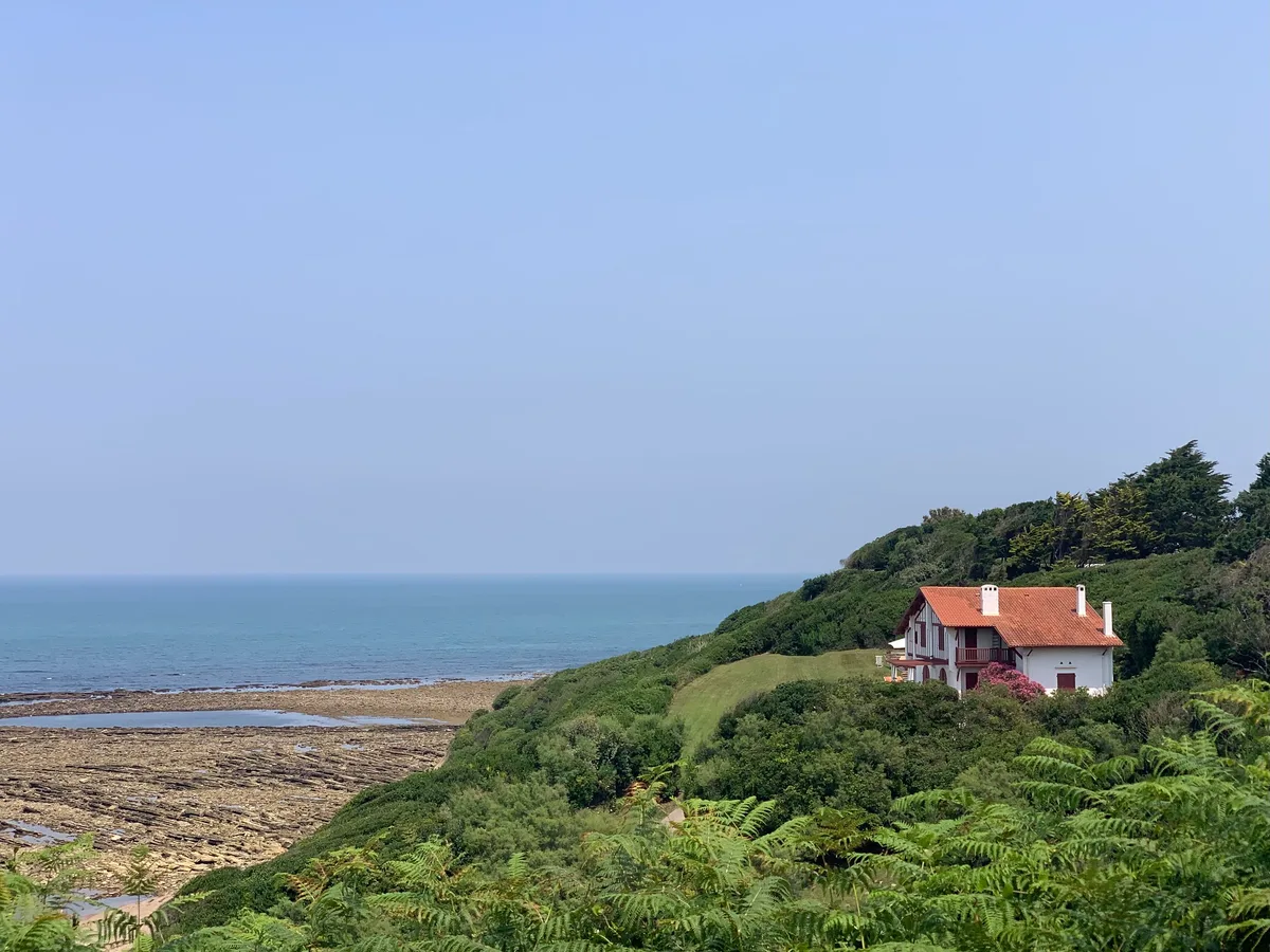 Cenitz Beach, Saint-Jean-de-Luz, Nouvelle-Aquitaine, France — 3