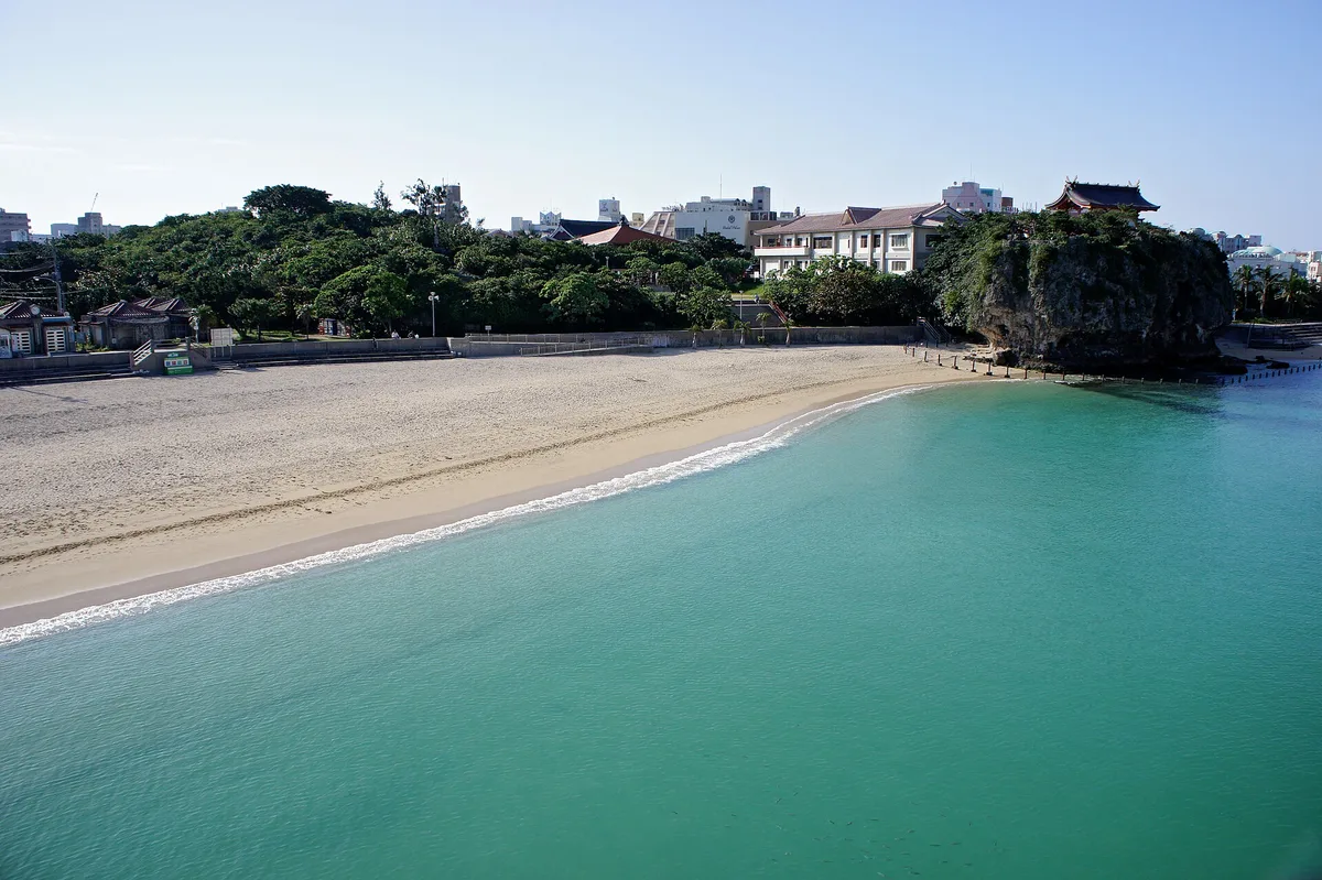 Playa de Naminoue, Naha-shi, Ryukyu Islands, Japan — 3