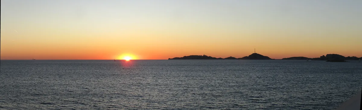 Prophète Beach, Marseille, Provence-Alpes-Côte d'Azur, France — 2