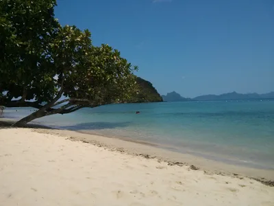 Maremegmeg Beach