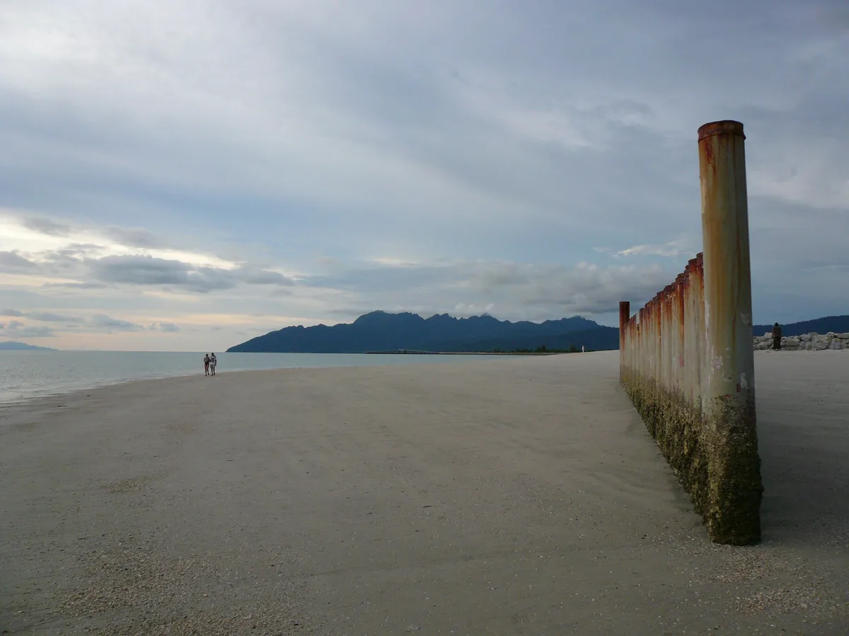 Cenang Selatan Beach, Mukim Kedawang, Andaman Sea, Malaysia — 2