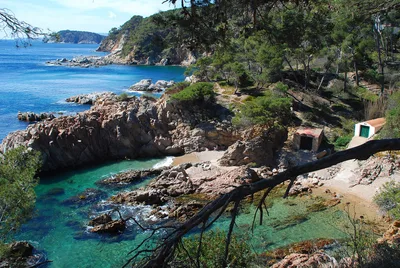 Cala Estreta Beach