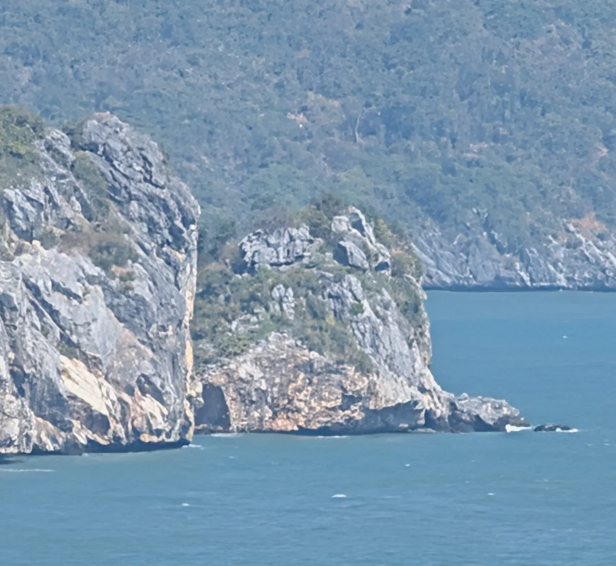 Laem Sala Beach, Tambon Sam Roi Yot, Gulf of Thailand Coast, Thailand — 5