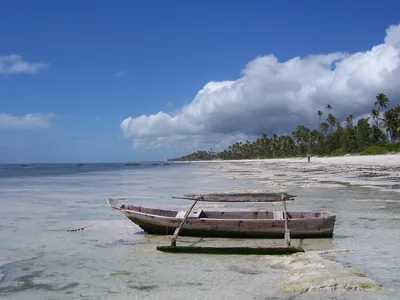 Bwejuu Beach
