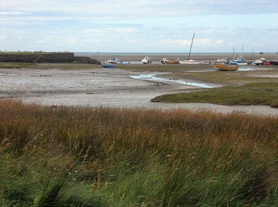 Traeth Mawr Beach, Newport, Wales, United Kingdom — 4