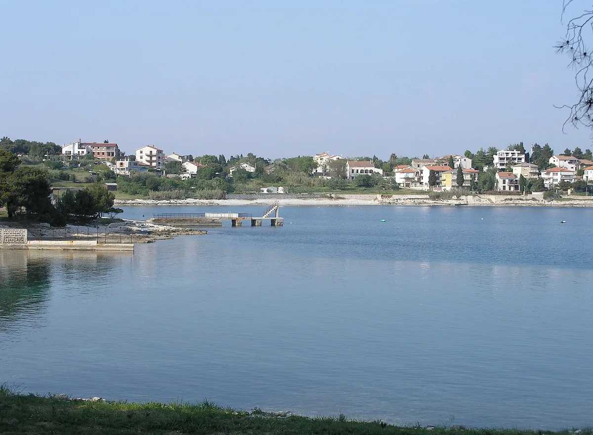 Playa de Stoja, Pula, Istria, Croacia — 4