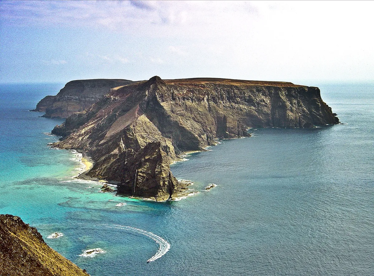 Calheta Beach, Vila Baleira, Madeira Archipelago, Portugal — 3