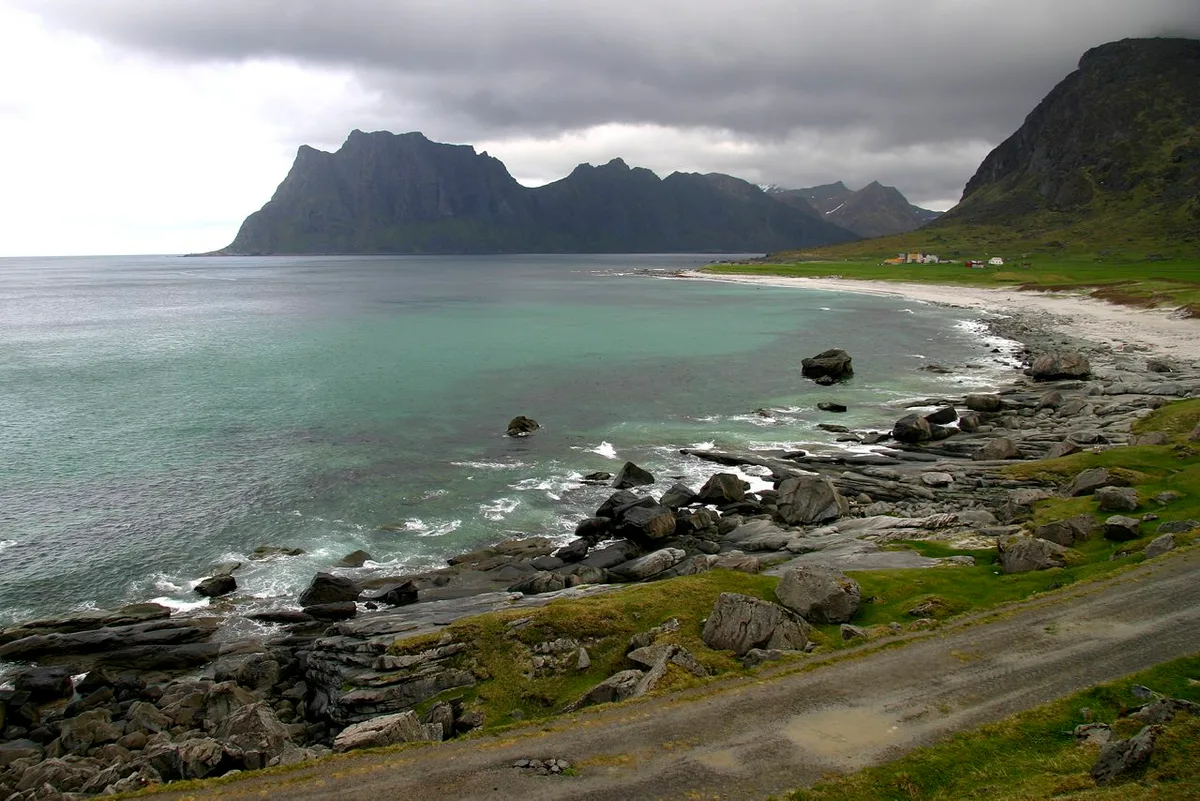 Uttakleiv Beach, Vestvågøy, Norwegian Sea, Norway — 4