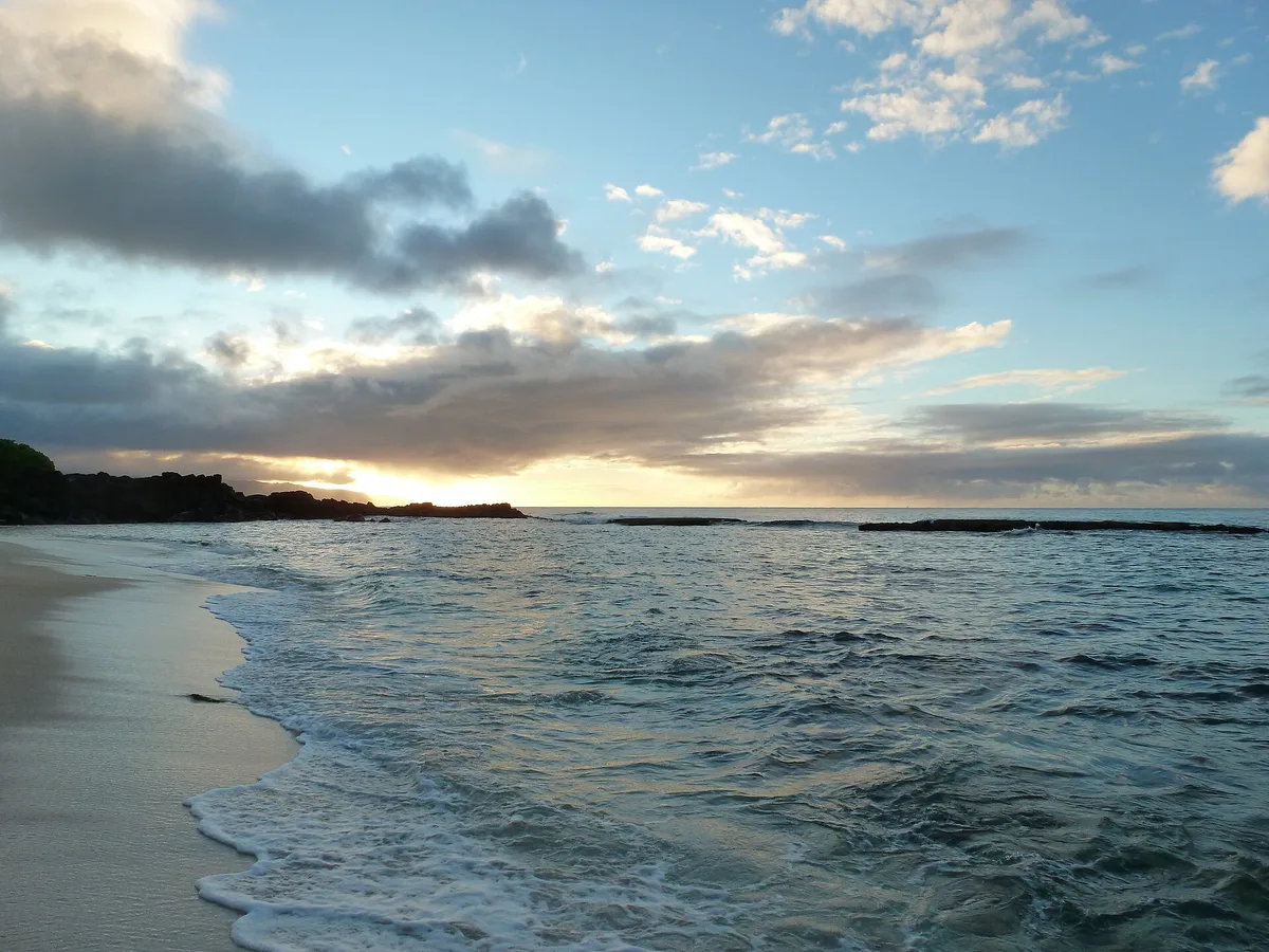 Papaʻiloa Beach, Haleiwa, Hawaii, United States — 3