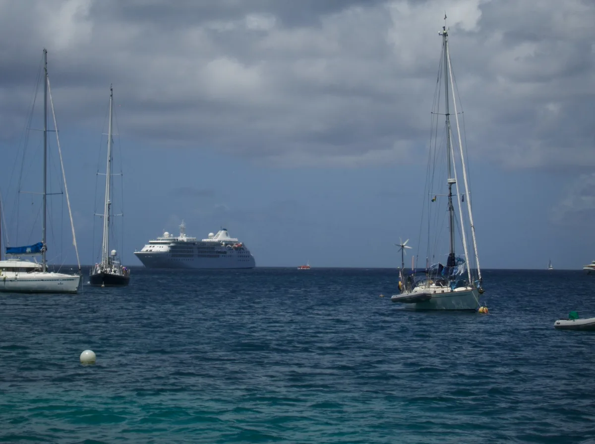 Admiralty Bay North Shore, Port Elizabeth, Lesser Antilles, Saint Vincent and the Grenadines — 4
