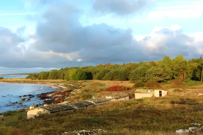 Holmhällar-Strand