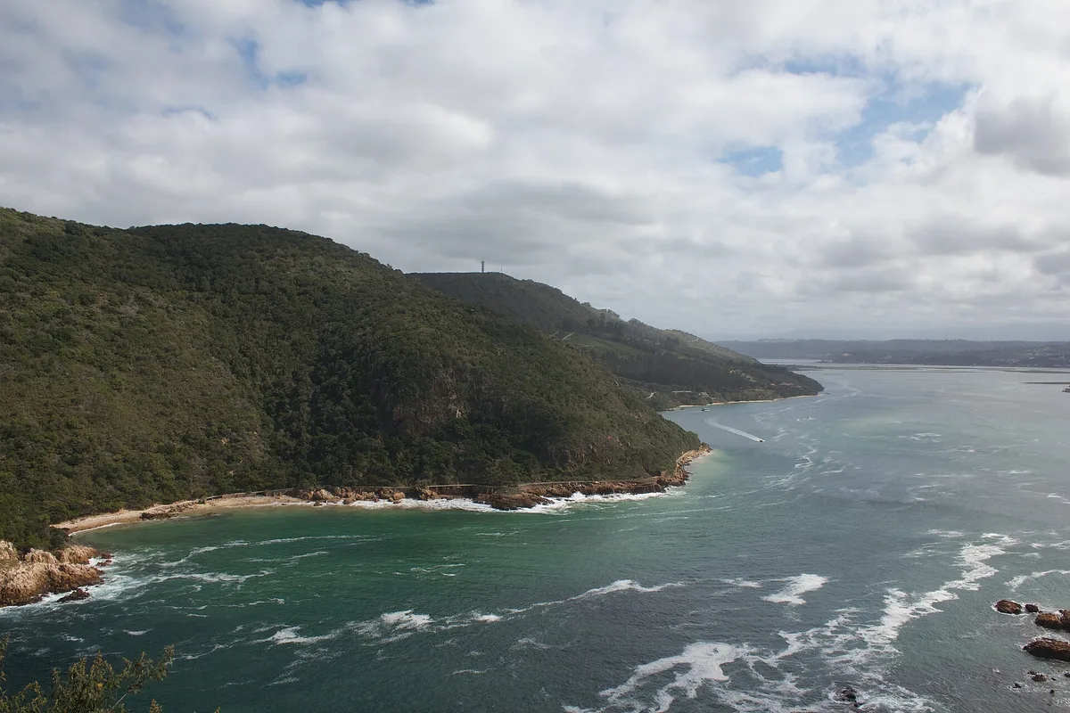Knysna Heads Beach, Knysna, Garden Route, South Africa — 6