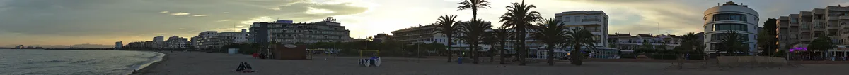 Rastell Beach, Roses, Catalonia, Spain — 4