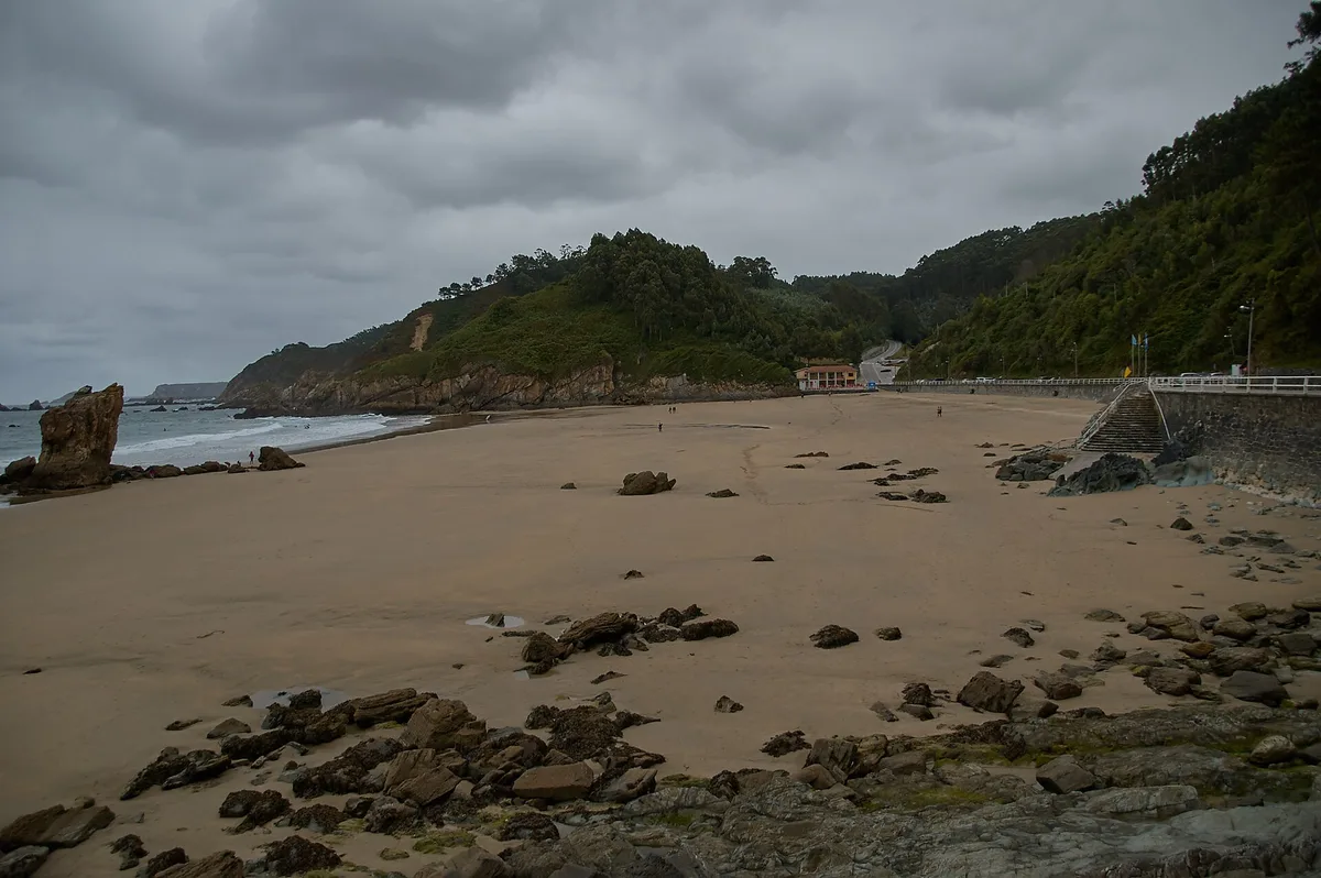 Veneiro Beach, Muros de Nalón, Asturias, Spain — 5