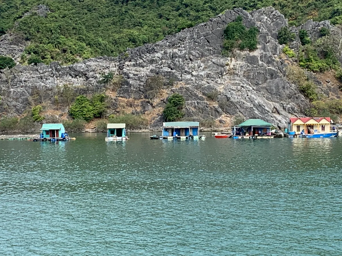 Gia Luận Beach, Gia Luận, Gulf of Tonkin, Vietnam — 2