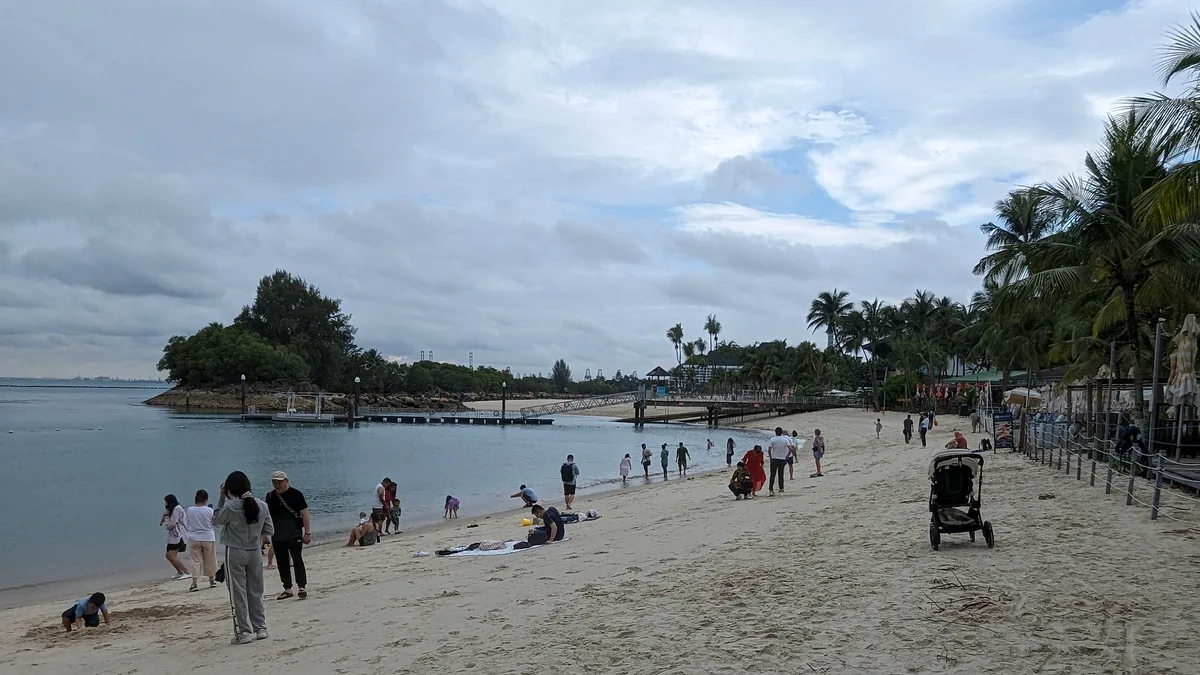 Siloso Beach, Sentosa, South China Sea, Singapore — 3