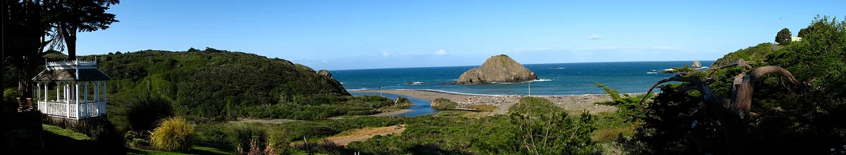 Elk Beach (Greenwood State Beach), Elk, California Coast, United States — 2