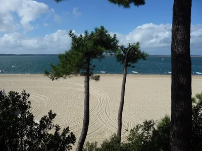 Arcachon Beach, Arcachon, Nouvelle-Aquitaine, France — 4